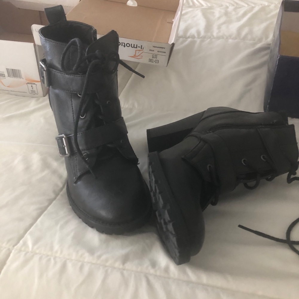 Ankle boots